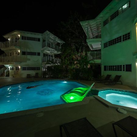 Rondel Village เนกริล ภายนอก รูปภาพ